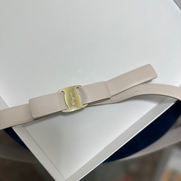 FERRAGAMO vara bow belt - Picture 4 of 8